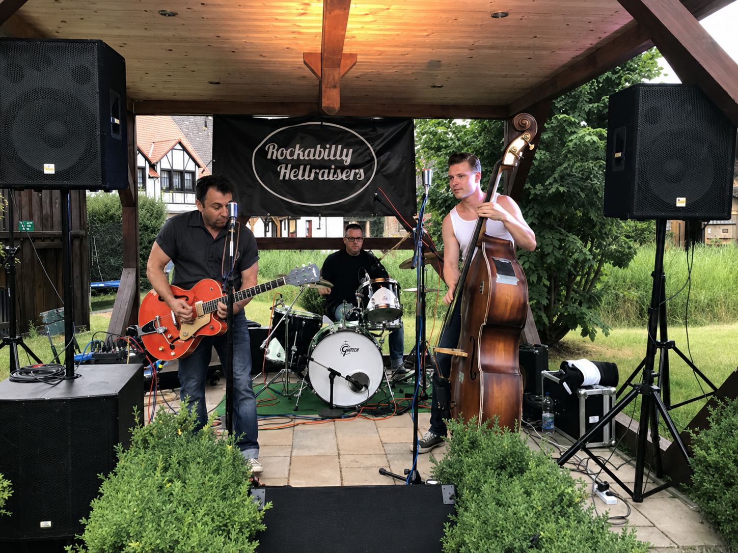 Rockabilly Hellraisers live im Biergarten des Gasthof Teichhaus